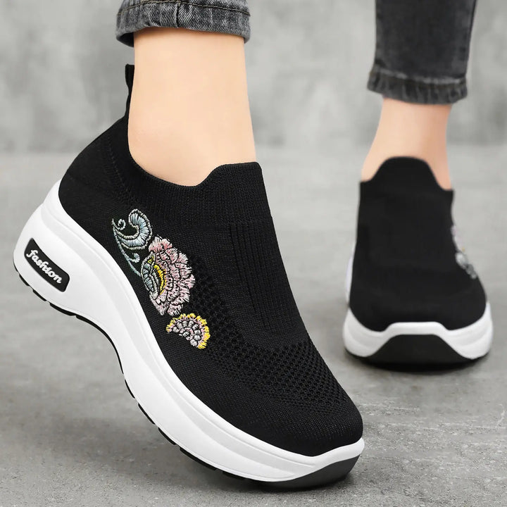 Black Kyzra women&