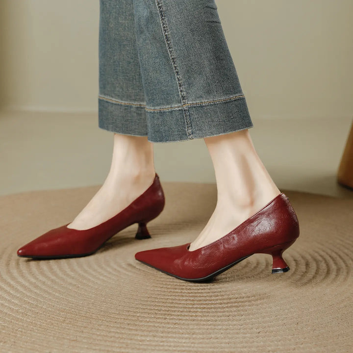 A pair of women&