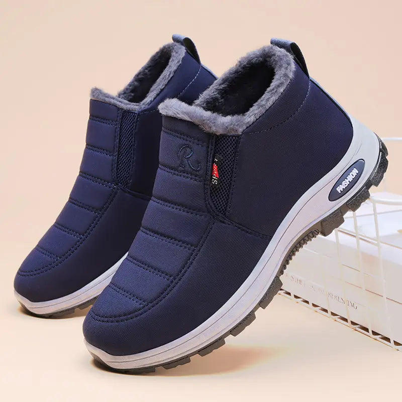 Pair of Kaelum men&