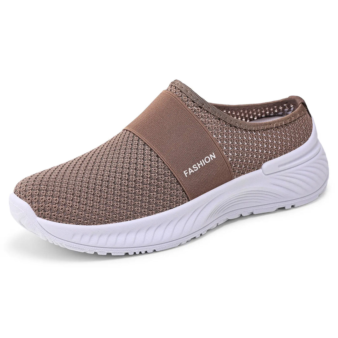 A pair of brown Nymra women&