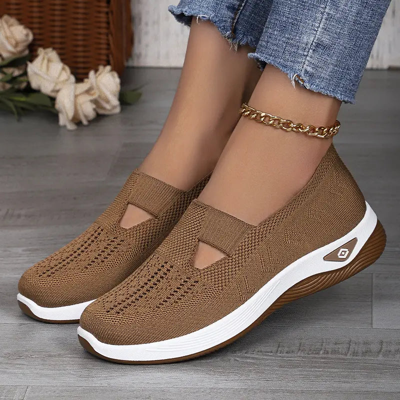 A person wearing Vespera women&