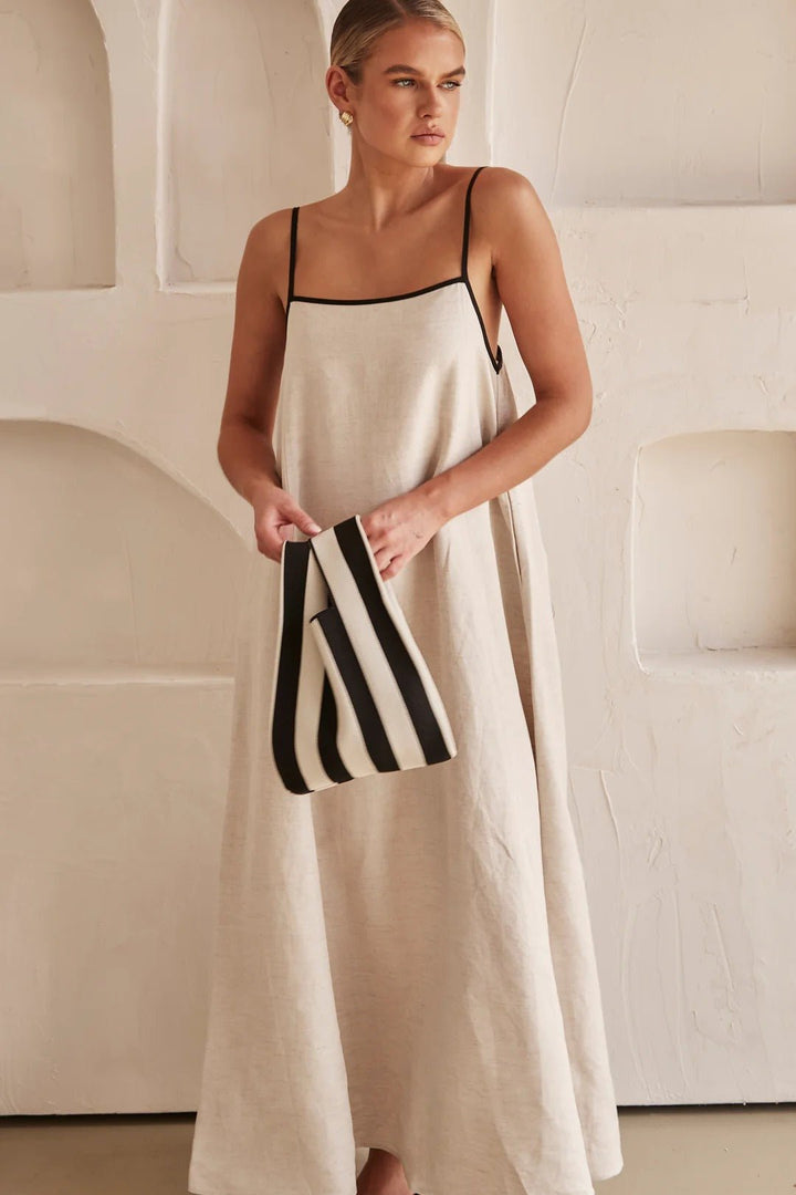 Relaxed-Fit Linen Maxi Dress