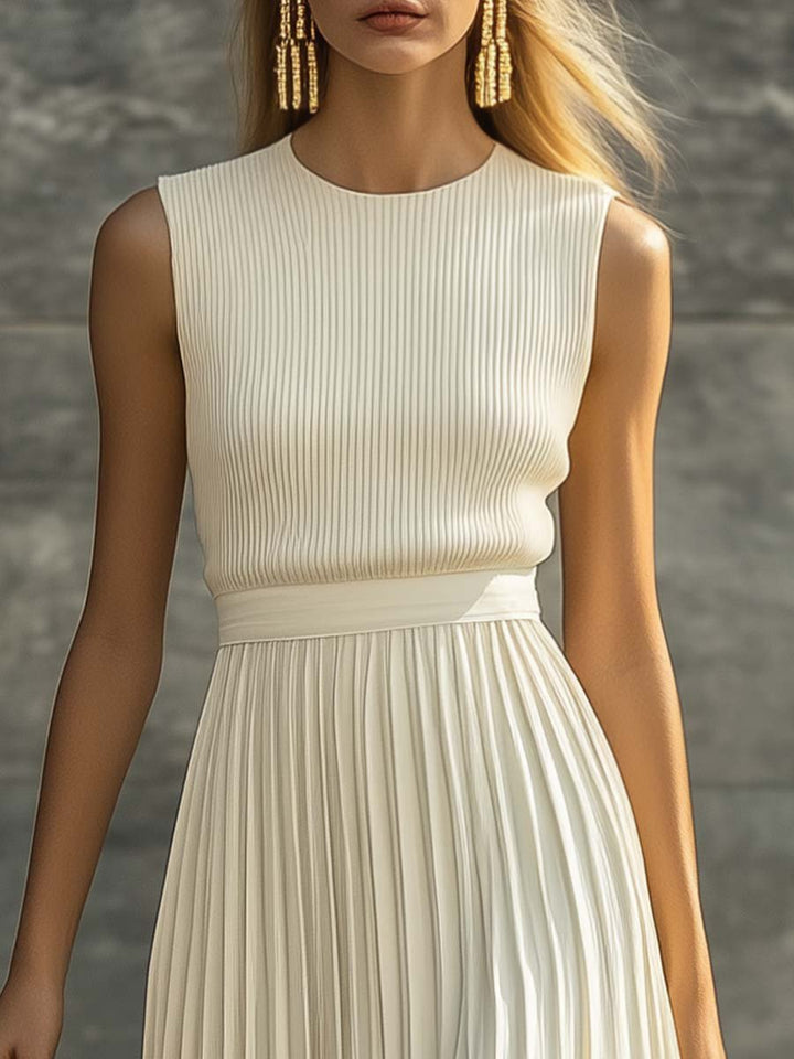 Sleeveless Knit and Pleated Chiffon Maxi Dress