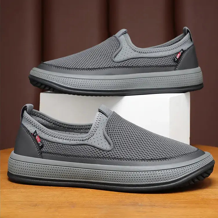 Two grey Zentix men&