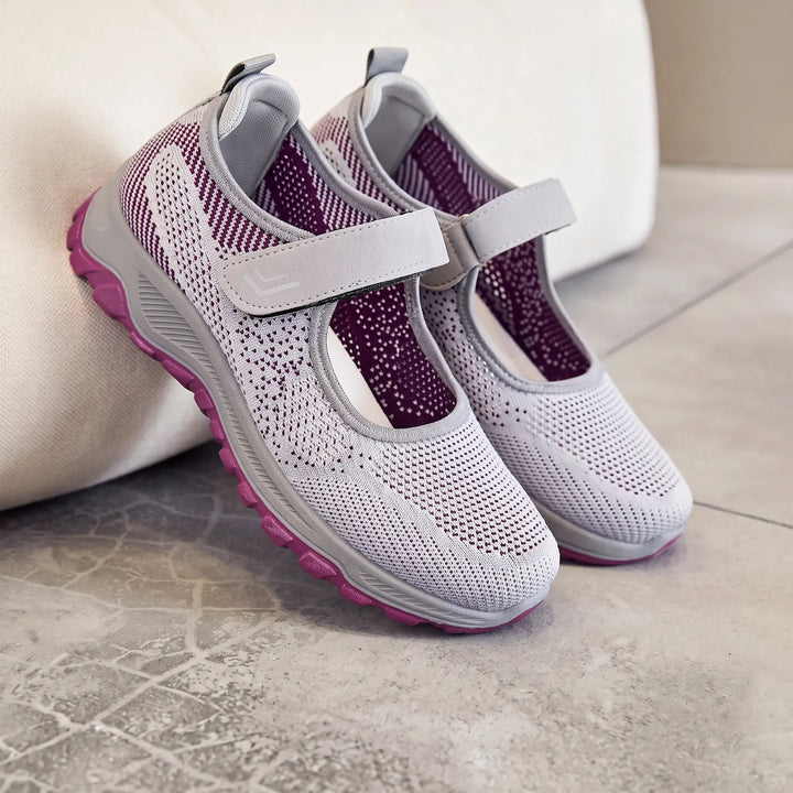 Light grey and white marled knit women&