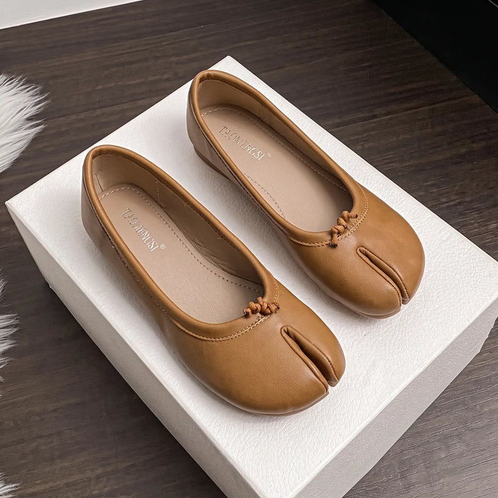 Zylos - Split Toe Flats