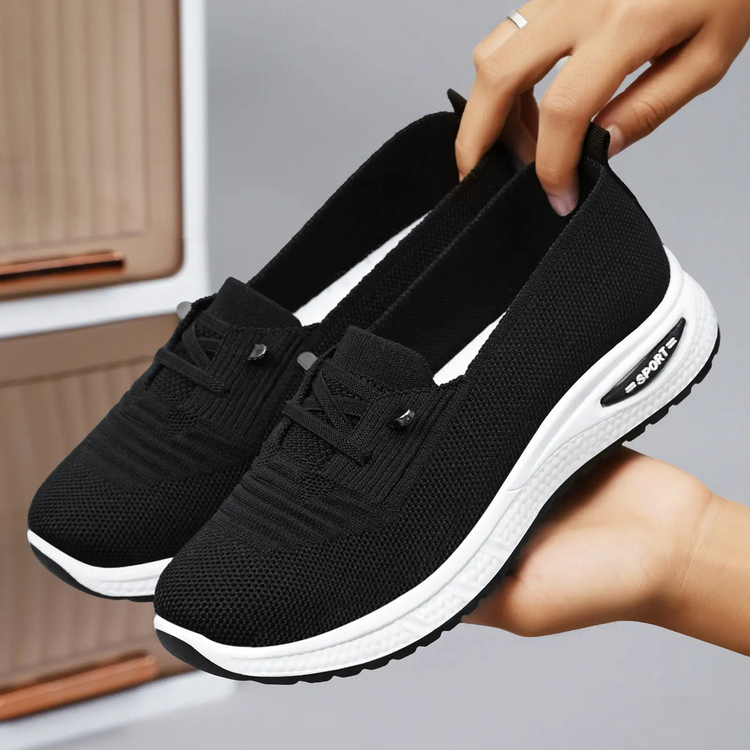 A pair of black Zylos women&
